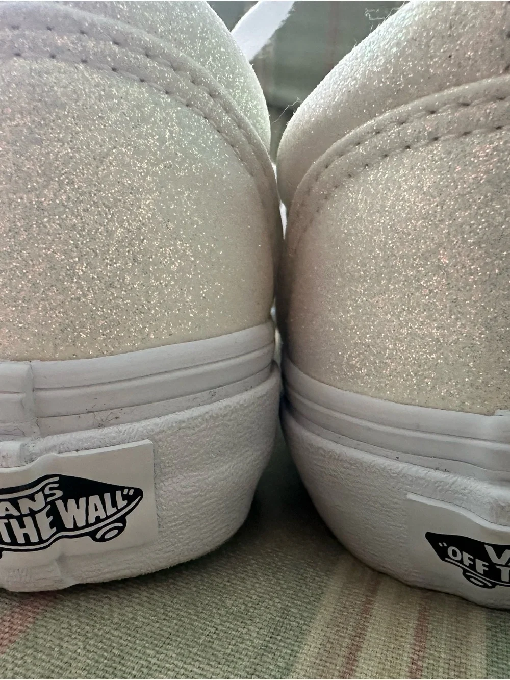 NWT Vans kids size 3.0 US White Glitter Lace-Up Sneakers